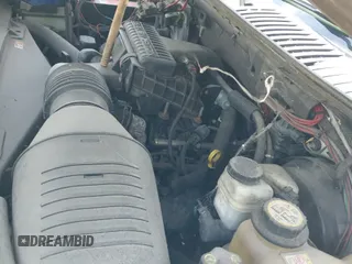 ✅ 2006 Ford Expedition Special Service • VIN: 1FMPU16556LA16581 • Lot: 42619293. Wystawiony na IAAI z przebiegiem 173 141 mil. Bezpłatny archiwum sprzedaży aukcyjnych z USA i szczegółowy raport historii pojazdu na DreamBid. Zdjęcie 14.