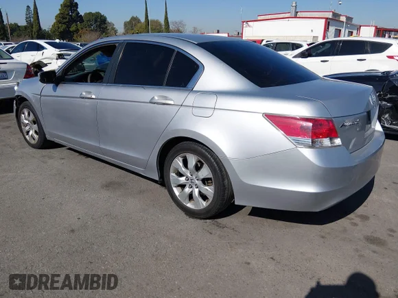 ✅ 2010 Honda Accord EX • VIN: 1HGCP2F71AA106642 • Lot: 44308381. Wystawiony na IAAI z przebiegiem 252 056 mil. Bezpłatny archiwum sprzedaży aukcyjnych z USA i szczegółowy raport historii pojazdu na DreamBid. Zdjęcie 3.
