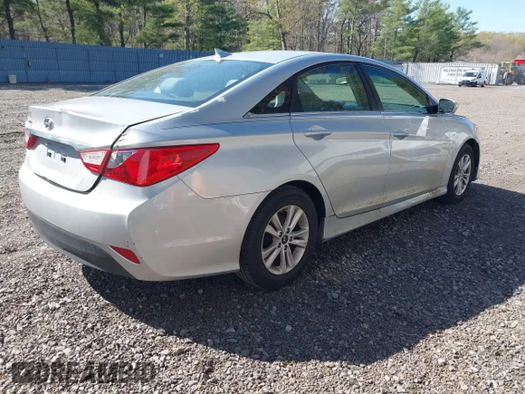 ✅ 2014 Hyundai Sonata GLS • VIN: 5NPEB4AC5EH898556 • Lot: 44920711. Wystawiony na IAAI z przebiegiem 97 560 mil. Bezpłatny archiwum sprzedaży aukcyjnych z USA i szczegółowy raport historii pojazdu na DreamBid. Zdjęcie 4.