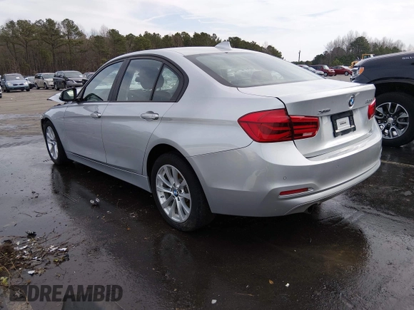 ✅ 2016 BMW 3 Series 320i xDrive • VIN: WBA8E5G59GNT93980 • Lot: 44090837. Wystawiony na IAAI z przebiegiem 73 668 mil. Bezpłatny archiwum sprzedaży aukcyjnych z USA i szczegółowy raport historii pojazdu na DreamBid. Zdjęcie 3.
