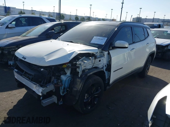 ✅ 2019 Jeep Compass Latitude • VIN: 3C4NJCBB7KT836364 • Lot: 44286447. Listed on IAAI with 21,411 mi. Free auction sales archive from the USA and detailed vehicle history report at DreamBid. Image 2.