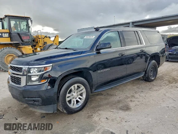✅ 2018 Chevrolet Suburban LS • VIN: 1GNSCGEC3JR315584 • Lot: 94428525. Wystawiony na Copart z przebiegiem 96 373 mil. Bezpłatny archiwum sprzedaży aukcyjnych z USA i szczegółowy raport historii pojazdu na DreamBid. Zdjęcie 1.