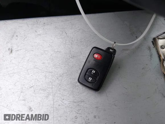 ✅ 2013 Toyota Prius Four • VIN: JTDKN3DU6D5596636 • Лот: 45490049. Опубликован ранее на IAAI с пробегом 314 944 миль. Бесплатный доступ к архиву аукционных продаж из США и подробный отчёт об истории автомобиля на DreamBid. Изображение 11.