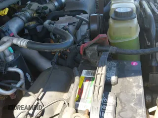 ✅ 2001 Ford Excursion Limited • VIN: 1FMSU43F21EA62245 • Lot: 42060366. Wystawiony na IAAI z przebiegiem 277 083 mil. Bezpłatny archiwum sprzedaży aukcyjnych z USA i szczegółowy raport historii pojazdu na DreamBid. Zdjęcie 15.