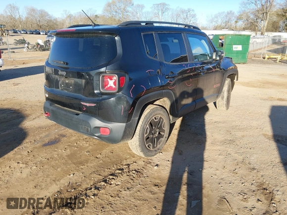 ✅ 2016 Jeep Renegade Trailhawk • VIN: ZACCJBCT6GPE19731 • Lot: 44600506. Wystawiony na IAAI z przebiegiem 168 981 mil. Bezpłatny archiwum sprzedaży aukcyjnych z USA i szczegółowy raport historii pojazdu na DreamBid. Zdjęcie 4.