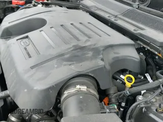 ✅ 2024 Land Rover Defender X-Dynamic SE • VIN: SALE2FEU4R2257252 • Lot: 40726553. Listed on IAAI with 11,102 mi. Free auction sales archive from the USA and detailed vehicle history report at DreamBid. Image 20.