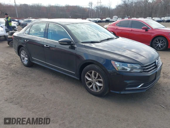 ✅ 2016 Volkswagen Passat S • VIN: 1VWAS7A37GC053610 • Lot: 44747705. Wystawiony na IAAI z przebiegiem 91 269 mil. Bezpłatny archiwum sprzedaży aukcyjnych z USA i szczegółowy raport historii pojazdu na DreamBid. Zdjęcie 1.