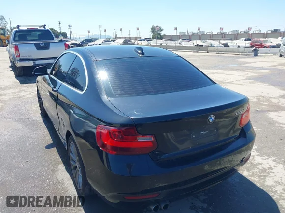 ✅ 2014 BMW 2 Series 228i • VIN: WBA1F5C56EVV98996 • Lot: 42840059. Listed on IAAI with 164,613 mi. Free auction sales archive from the USA and detailed vehicle history report at DreamBid. Image 3.