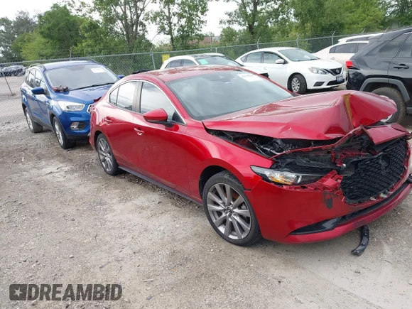 ✅ 2020 Mazda 3 Preferred • VIN: JM1BPBDM6L1171735 • Lot: 45378367. Wystawiony na IAAI z przebiegiem 59 954 mil. Bezpłatny archiwum sprzedaży aukcyjnych z USA i szczegółowy raport historii pojazdu na DreamBid. Zdjęcie 1.
