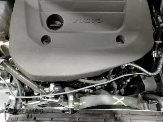 ✅ 2025 Volvo XC40 Core Bright Theme • VIN: YV4L12UJ4S2467838 • Лот: 43756035. Опубликован ранее на Copart с пробегом 8 311 миль. Бесплатный доступ к архиву аукционных продаж из США и подробный отчёт об истории автомобиля на DreamBid. Изображение 15.