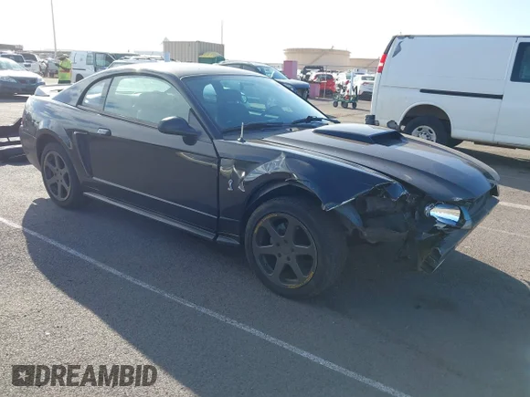✅ 2000 Ford Mustang GT • VIN: 1FAFP42X8YF288615 • Лот: 43508046. Опубліковано раніше на IAAI з пробігом 134 794 миль. Безкоштовний доступ до архіву аукціонних продажів зі США та докладний звіт про історію автомобіля на DreamBid. Зображення 1.