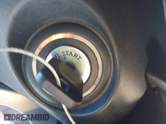✅ 2005 Nissan Murano SL • VIN: JN8AZ08W55W423751 • Lot: 43276702. Listed on IAAI with 204,450 mi. Free auction sales archive from the USA and detailed vehicle history report at DreamBid. Image 11.