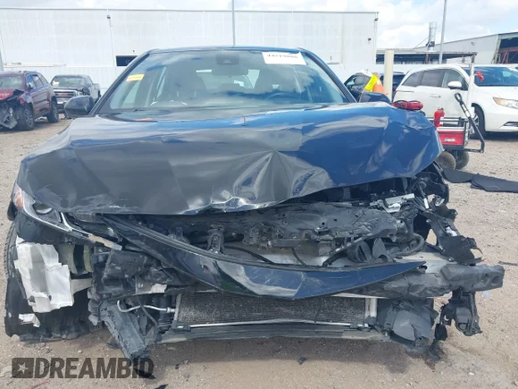 ✅ 2022 Toyota Camry LE • VIN: 4T1C11AK3NU711641 • Лот: 44519880. Опубликован ранее на IAAI с пробегом 80 294 миль. Бесплатный доступ к архиву аукционных продаж из США и подробный отчёт об истории автомобиля на DreamBid. Изображение 6.