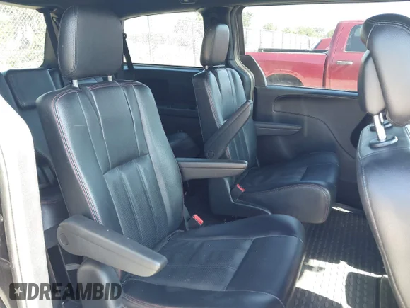 ✅ 2016 Dodge Grand Caravan R/T • VIN: 2C4RDGEG9GR367439 • Lot: 45022470. Wystawiony na IAAI z przebiegiem 174 369 mil. Bezpłatny archiwum sprzedaży aukcyjnych z USA i szczegółowy raport historii pojazdu na DreamBid. Zdjęcie 8.