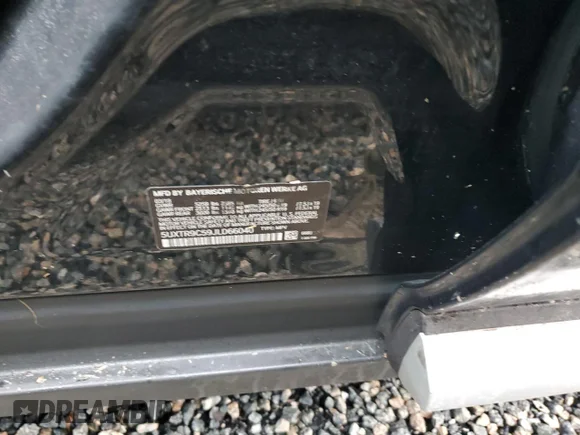 ✅ 2018 BMW X3 xDrive30i • VIN: 5UXTR9C59JLD66040 • Lot: 61850972. Wystawiony na Copart z przebiegiem Nie podano. Bezpłatny archiwum sprzedaży aukcyjnych z USA i szczegółowy raport historii pojazdu na DreamBid. Zdjęcie 10.