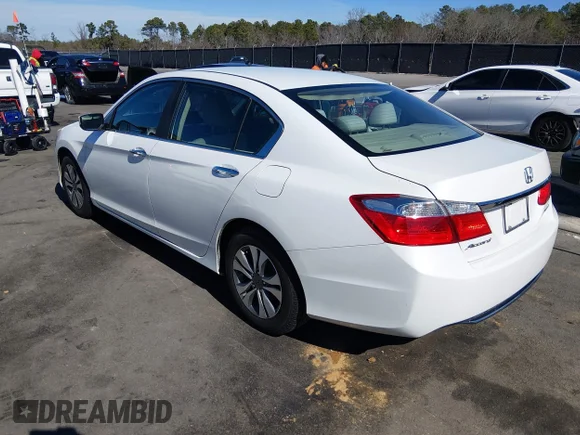 ✅ 2015 Honda Accord LX • VIN: 1HGCR2F33FA275348 • Lot: 44270163. Wystawiony na IAAI z przebiegiem 122 862 mil. Bezpłatny archiwum sprzedaży aukcyjnych z USA i szczegółowy raport historii pojazdu na DreamBid. Zdjęcie 3.