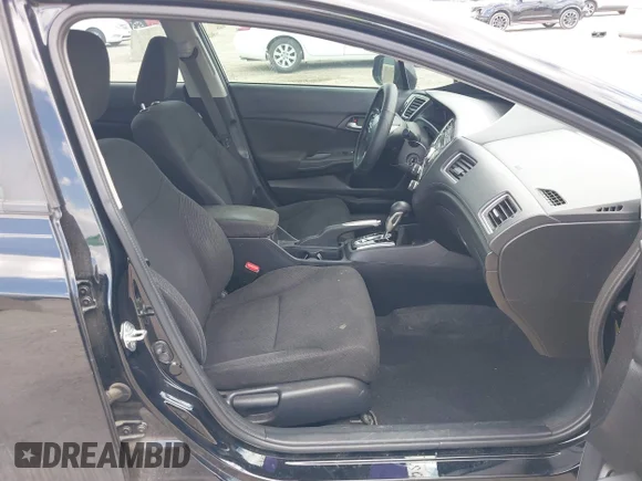 ✅ 2013 Honda Civic LX • VIN: 19XFB2F54DE019506 • Lot: 45352480. Wystawiony na IAAI z przebiegiem 221 039 mil. Bezpłatny archiwum sprzedaży aukcyjnych z USA i szczegółowy raport historii pojazdu na DreamBid. Zdjęcie 5.