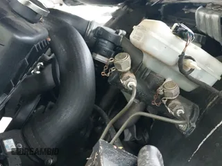 ✅ 2002 Freightliner Sprinter • VIN: WD2YD341525342284 • Lot: 43577236. Wystawiony na IAAI z przebiegiem 78 167 mil. Bezpłatny archiwum sprzedaży aukcyjnych z USA i szczegółowy raport historii pojazdu na DreamBid. Zdjęcie 15.