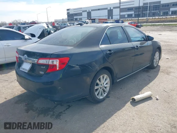 ✅ 2012 Toyota Camry XLE • VIN: 4T1BD1FK0CU023623 • Lot: 43797245. Wystawiony na IAAI z przebiegiem 262 319 mil. Bezpłatny archiwum sprzedaży aukcyjnych z USA i szczegółowy raport historii pojazdu na DreamBid. Zdjęcie 4.