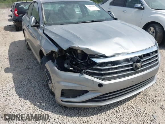 ✅ 2019 Volkswagen Jetta S • VIN: 3VWC57BU4KM206958 • Lot: 44962095. Wystawiony na IAAI z przebiegiem 175 807 mil. Bezpłatny archiwum sprzedaży aukcyjnych z USA i szczegółowy raport historii pojazdu na DreamBid. Zdjęcie 6.