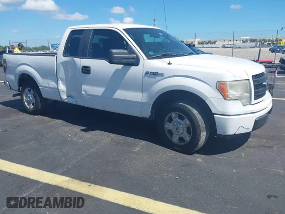 ✅ 2014 Ford F-150 XLT • VIN: 1FTEX1CM3EFB74283 • Лот: 43017667. Опубліковано раніше на IAAI з пробігом 208 369 миль. Безкоштовний доступ до архіву аукціонних продажів зі США та докладний звіт про історію автомобіля на DreamBid. Зображення 1.