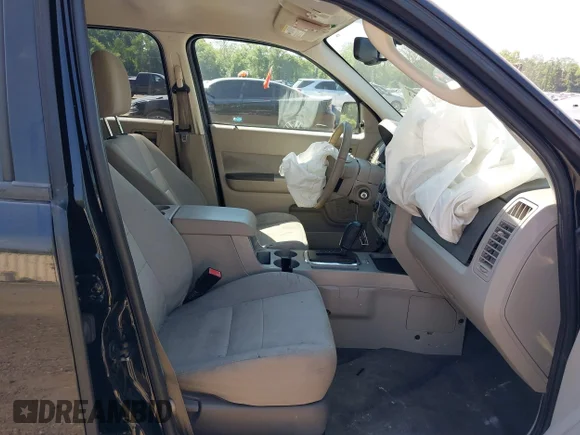 ✅ 2012 Ford Escape XLT • VIN: 1FMCU0D77CKA45210 • Лот: 45143223. Опубліковано раніше на IAAI з пробігом 136 447 миль. Безкоштовний доступ до архіву аукціонних продажів зі США та докладний звіт про історію автомобіля на DreamBid. Зображення 5.