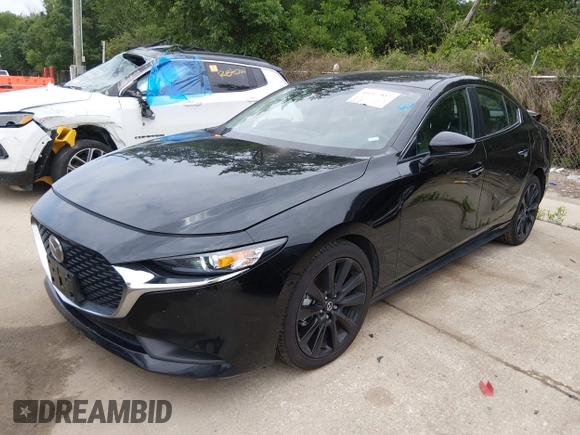 ✅ 2024 Mazda 3 S Select Sport • VIN: 3MZBPABM0RM426658 • Lot: 45064927. Wystawiony na IAAI z przebiegiem 41 608 mil. Bezpłatny archiwum sprzedaży aukcyjnych z USA i szczegółowy raport historii pojazdu na DreamBid. Zdjęcie 2.