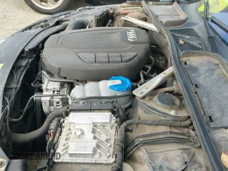 ✅ 2018 Audi A4 • VIN: WAUFNBF40JA131472 • Lot: 41617519. Wystawiony na IAAI z przebiegiem 55 794 mil. Bezpłatny archiwum sprzedaży aukcyjnych z USA i szczegółowy raport historii pojazdu na DreamBid. Zdjęcie 19.