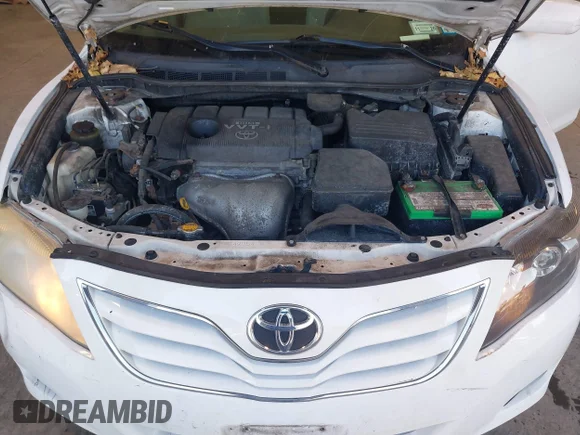 ✅ 2010 Toyota Camry XLE • VIN: 4T4BF3EK5AR011039 • Lot: 44497355. Wystawiony na IAAI z przebiegiem 147 318 mil. Bezpłatny archiwum sprzedaży aukcyjnych z USA i szczegółowy raport historii pojazdu na DreamBid. Zdjęcie 10.