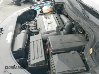 ✅ 2010 Volkswagen CC Sport • VIN: WVWML7AN4AE507600 • Lot: 42998768. Listed on IAAI with 150,401 mi. Free auction sales archive from the USA and detailed vehicle history report at DreamBid. Image 12.