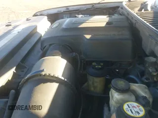 ✅ 2004 Ford Expedition Special Service • VIN: 1FMRU15W14LB53601 • Lot: 43709576. Listed on IAAI with 290,339 mi. Free auction sales archive from the USA and detailed vehicle history report at DreamBid. Image 12.