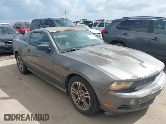 ✅ 2011 Ford Mustang V6 • VIN: 1ZVBP8AM5B5109738 • Lot: 45294728. Listed on IAAI with 133,545 mi. Free auction sales archive from the USA and detailed vehicle history report at DreamBid. Image 1.