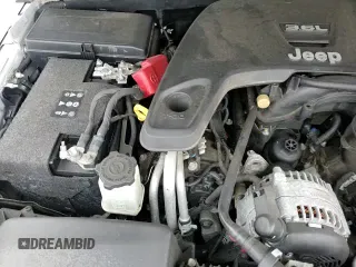 ✅ 2018 Jeep Wrangler Unlimited Sahara • VIN: 1C4HJXEG9JW291692 • Лот: 67783325. Опубликован ранее на Copart с пробегом 54 420 миль. Бесплатный доступ к архиву аукционных продаж из США и подробный отчёт об истории автомобиля на DreamBid. Изображение 16.