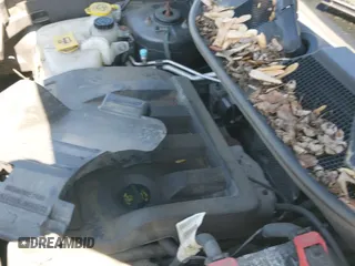 ✅ 2017 Jeep Patriot High Altitude • VIN: 1C4NJRFB8HD190411 • Lot: 42145467. Listed on IAAI with 149,293 mi. Free auction sales archive from the USA and detailed vehicle history report at DreamBid. Image 19.