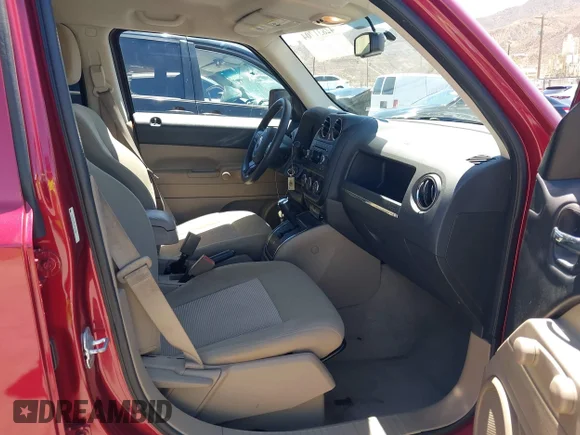✅ 2013 Jeep Patriot Sport • VIN: 1C4NJPBA7DD229484 • Lot: 42831704. Wystawiony na IAAI z przebiegiem 76 899 mil. Bezpłatny archiwum sprzedaży aukcyjnych z USA i szczegółowy raport historii pojazdu na DreamBid. Zdjęcie 5.