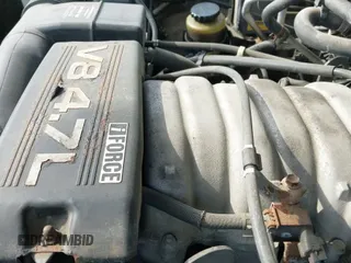 ✅ 2001 Toyota Sequoia SR5 • VIN: 5TDBT44A41S014525 • Lot: 42936574. Wystawiony na IAAI z przebiegiem 368 529 mil. Bezpłatny archiwum sprzedaży aukcyjnych z USA i szczegółowy raport historii pojazdu na DreamBid. Zdjęcie 17.