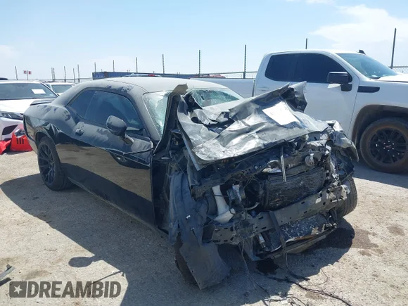 ✅ 2015 Dodge Challenger SXT Plus • VIN: 2C3CDZBG0FH761636 • Lot: 45115431. Wystawiony na IAAI z przebiegiem 88 633 mil. Bezpłatny archiwum sprzedaży aukcyjnych z USA i szczegółowy raport historii pojazdu na DreamBid. Zdjęcie 1.