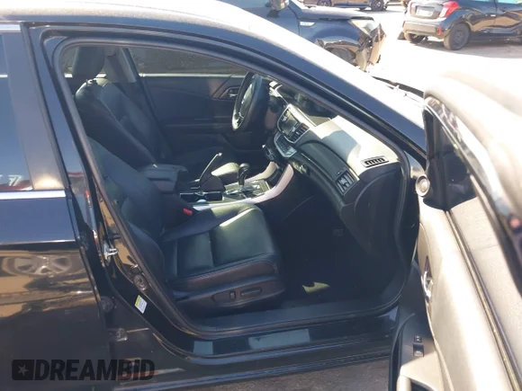 ✅ 2015 Honda Accord EX-L • VIN: 1HGCR2F89FA149944 • Lot: 43616116. Wystawiony na IAAI z przebiegiem 130 831 mil. Bezpłatny archiwum sprzedaży aukcyjnych z USA i szczegółowy raport historii pojazdu na DreamBid. Zdjęcie 5.