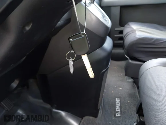 ✅ 2004 Honda Element EX • VIN: 5J6YH18684L007674 • Лот: 43272439. Опубліковано раніше на IAAI з пробігом 225 989 миль. Безкоштовний доступ до архіву аукціонних продажів зі США та докладний звіт про історію автомобіля на DreamBid. Зображення 11.