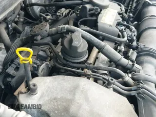 ✅ 2017 Infiniti QX30 Premium • VIN: SJKCH5CR9HA035085 • Lot: 42675557. Wystawiony na IAAI z przebiegiem Nie podano. Bezpłatny archiwum sprzedaży aukcyjnych z USA i szczegółowy raport historii pojazdu na DreamBid. Zdjęcie 18.