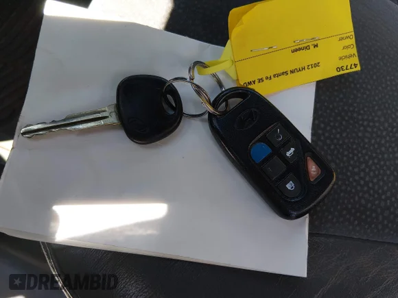 ✅ 2012 Hyundai Santa Fe SE • VIN: 5XYZH4AG2CG113501 • Lot: 45088432. Wystawiony na IAAI z przebiegiem 196 282 mil. Bezpłatny archiwum sprzedaży aukcyjnych z USA i szczegółowy raport historii pojazdu na DreamBid. Zdjęcie 11.