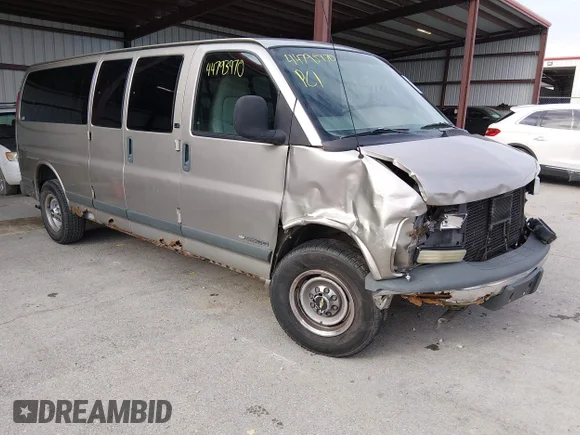 ✅ 2001 Chevrolet Express • VIN: 1GAHG39R611189159 • Lot: 44793970. Wystawiony na IAAI z przebiegiem 158 879 mil. Bezpłatny archiwum sprzedaży aukcyjnych z USA i szczegółowy raport historii pojazdu na DreamBid. Zdjęcie 1.