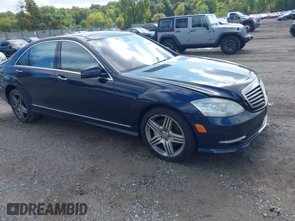 2013 Mercedes-Benz S 550
