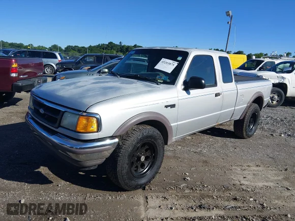 ✅ 1997 Ford Ranger XLT • VIN: 1FTDR15X4VTA22897 • Лот: 45203875. Опубліковано раніше на IAAI з пробігом 203 228 миль. Безкоштовний доступ до архіву аукціонних продажів зі США та докладний звіт про історію автомобіля на DreamBid. Зображення 2.