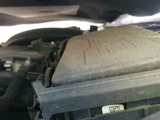 ✅ 2019 Buick Regal Preferred • VIN: W04GL6SX2K1030529 • Lot: 42747527. Wystawiony na IAAI z przebiegiem 77 834 mil. Bezpłatny archiwum sprzedaży aukcyjnych z USA i szczegółowy raport historii pojazdu na DreamBid. Zdjęcie 20.