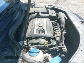 ✅ 2017 Volkswagen CC Sport • VIN: WVWKP7AN2HE505690 • Lot: 42000230. Wystawiony na IAAI z przebiegiem 127 604 mil. Bezpłatny archiwum sprzedaży aukcyjnych z USA i szczegółowy raport historii pojazdu na DreamBid. Zdjęcie 23.