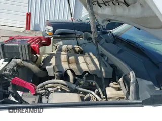 ✅ 2010 Toyota Tundra • VIN: 5TFUW5F16AX141449 • Lot: 42900727. Wystawiony na IAAI z przebiegiem 221 377 mil. Bezpłatny archiwum sprzedaży aukcyjnych z USA i szczegółowy raport historii pojazdu na DreamBid. Zdjęcie 19.