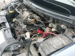 ✅ 2001 Chrysler Town & Country Limited • VIN: 2C8GP64L81R245913 • Lot: 42342382. Listed on IAAI with 270,129 mi. Free auction sales archive from the USA and detailed vehicle history report at DreamBid. Image 12.