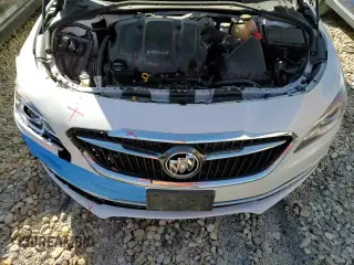 ✅ 2019 Buick LaCrosse Essence • VIN: 1G4ZP5SS5KU103937 • Lot: 54405395. Wystawiony na Copart z przebiegiem 106 708 mil. Bezpłatny archiwum sprzedaży aukcyjnych z USA i szczegółowy raport historii pojazdu na DreamBid. Zdjęcie 13.