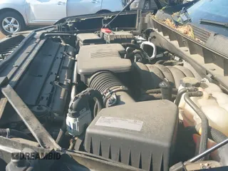 ✅ 2019 Chevrolet Silverado 1500 RST • VIN: 3GCUYEED9KG102561 • Lot: 43216999. Wystawiony na IAAI z przebiegiem 76 081 mil. Bezpłatny archiwum sprzedaży aukcyjnych z USA i szczegółowy raport historii pojazdu na DreamBid. Zdjęcie 20.